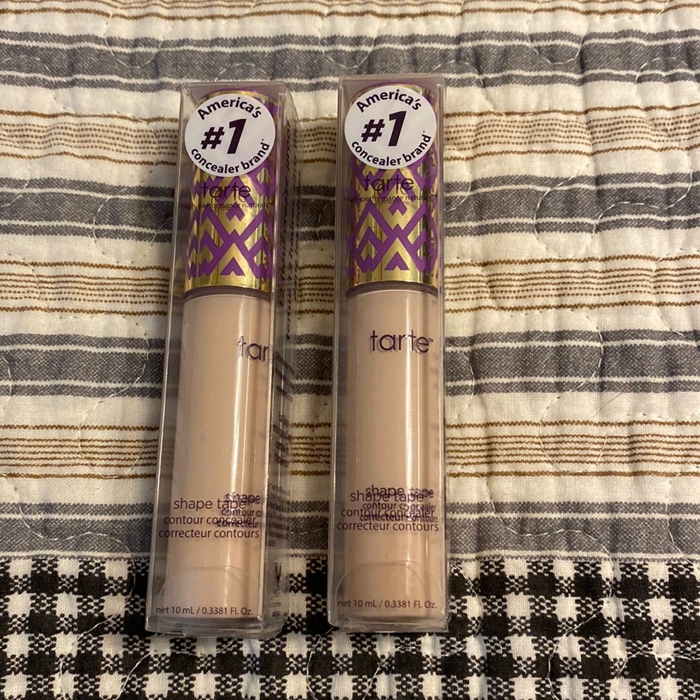 COPY - Tarte ShapeTape (2)12B